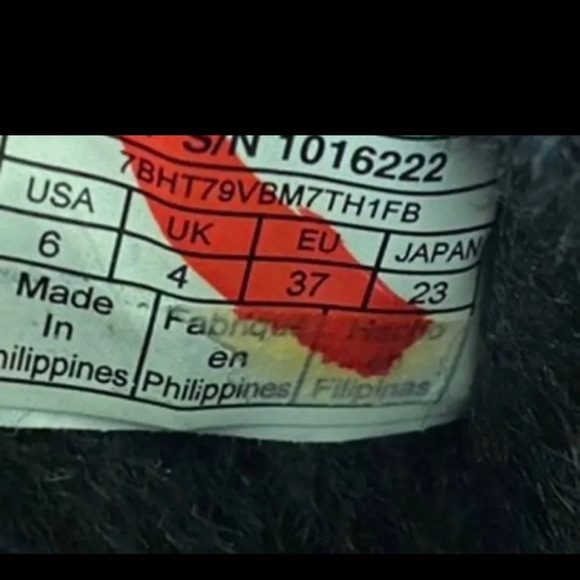 Ugg Classic mini boots size 6 - Picture 7 of 7